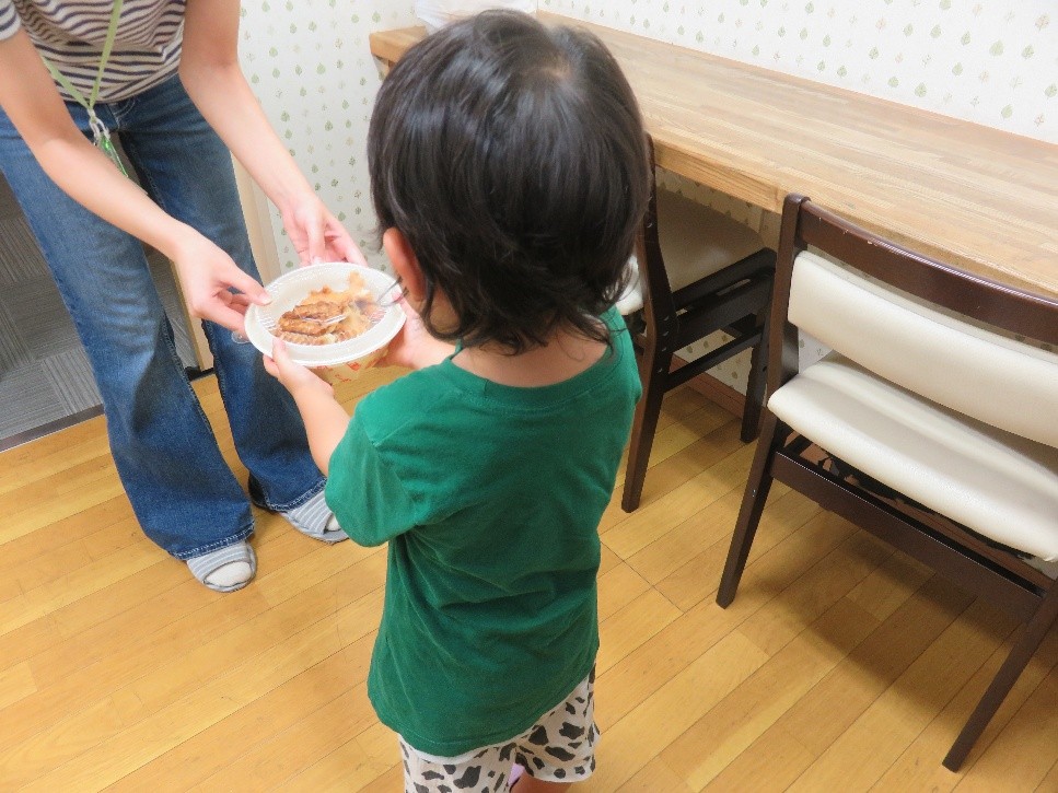 餃子の王将　お弁当配布
