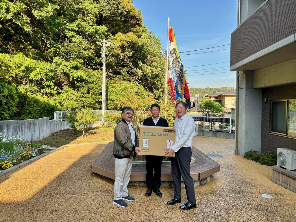 レインボーさま、お菓子の寄贈ありがとうございました！