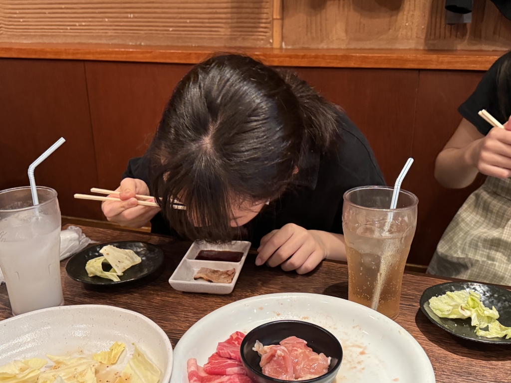 焼肉食べ放題にご招待いただきました。