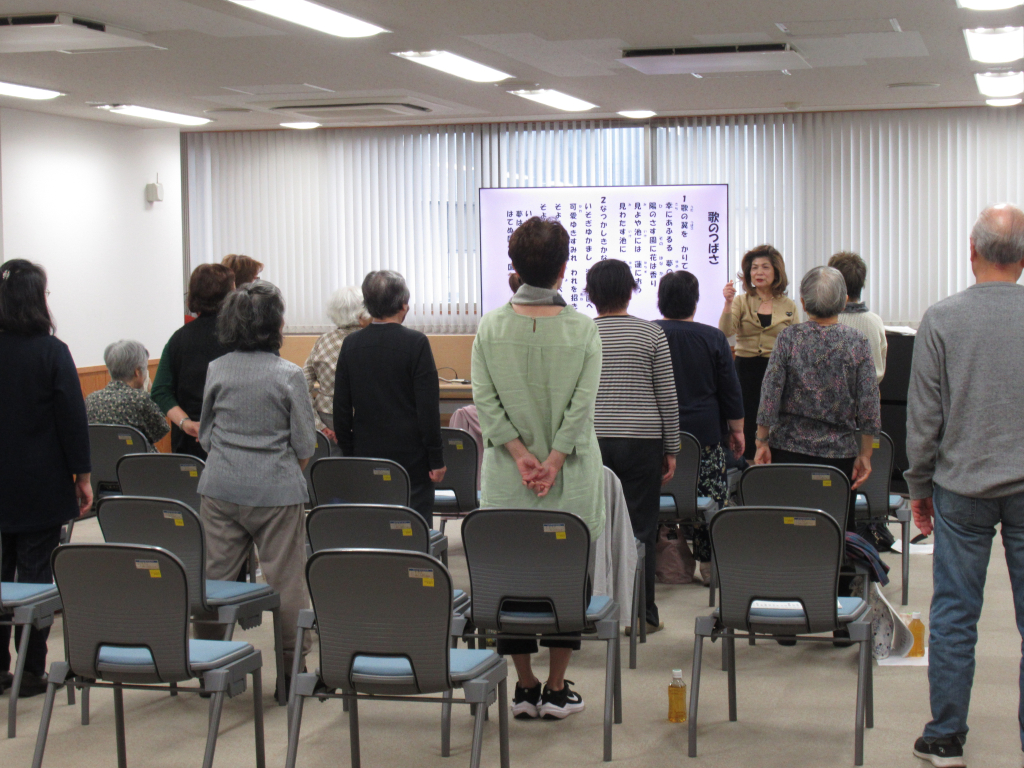 令和7年10月14日　すみれの会